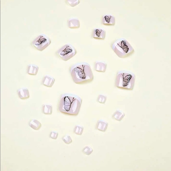 24pcs Butterfly Print Toenail, 1 Sheet of Tape & 1pc Nail File (COPY) - Picture 2 of 5